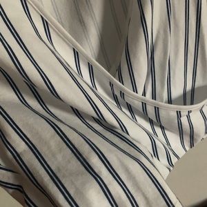 White striped v-neck crop top